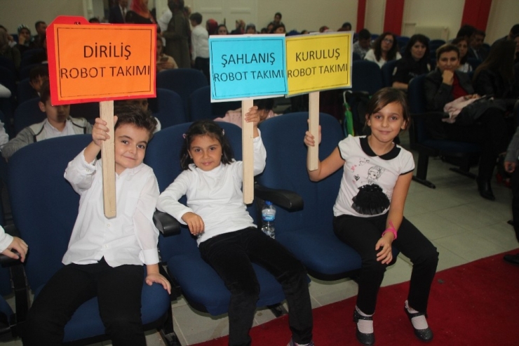 Robotik Ve 3d Yazıcı Atölyelerinin Açılışında Öğrenciler Hünerleri Sergiledi