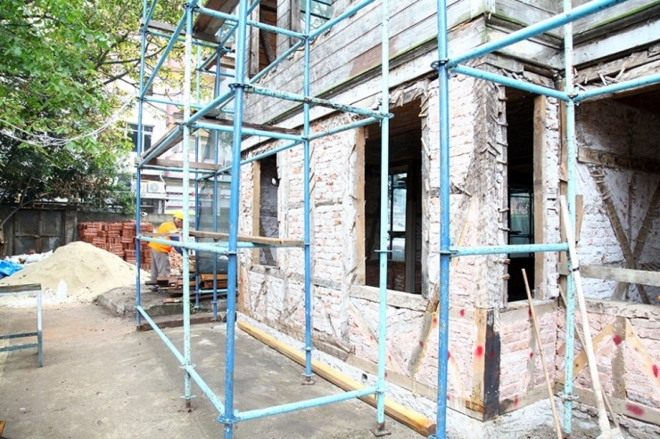 Tarihi Alicanlar Konağı Tamamlanıyor