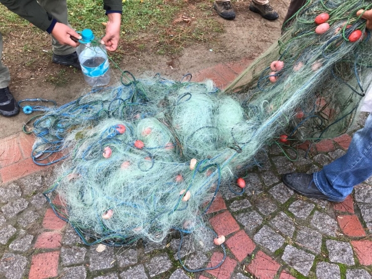 Sapanca Gölü’nde 2 Bin Metrelik Ağ Yakalandı