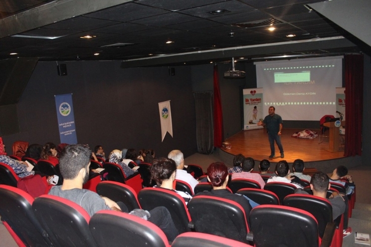 ’İlk Yardım Hayat Kurtarır’ Sloganıyla Düzenlenen Eğitimler Devam Ediyor