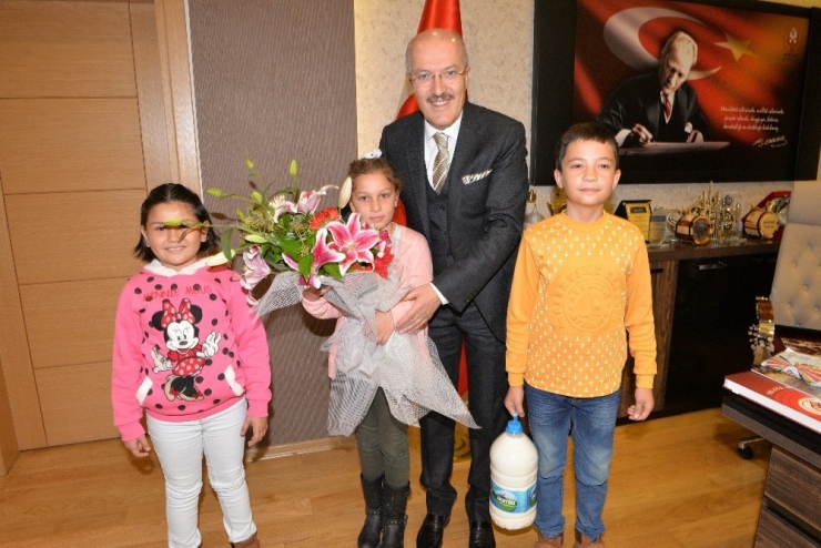 Altıeylül’de Gün Süt İle Başlıyor