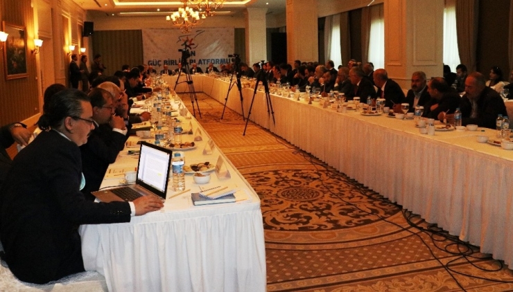 Bakan Özlü’den Van’a Müjdeler