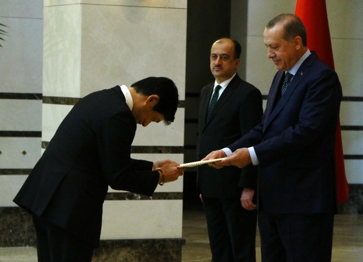 Cumhurbaşkanı Erdoğan, Japonya Büyükelçisini Kabul Etti