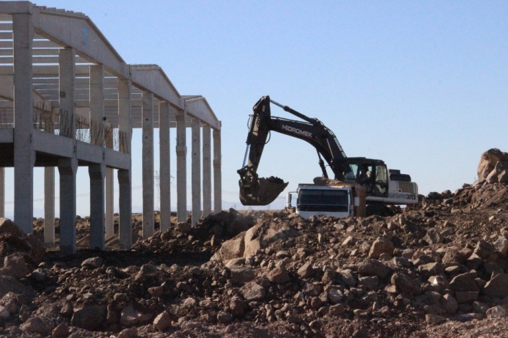 Diyarbakır Osb’de Dükkan Projelerinde Sona Gelindi