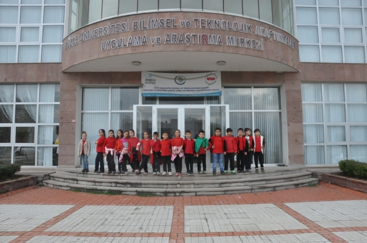 Düzce Işık İlkokulu Öğrencilerinden Düzce Üniversitesi’ne Ziyaret