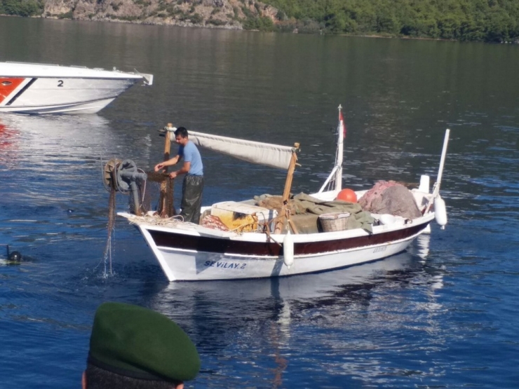 Marmaris’te Hayalet Ağlar Temizleniyor
