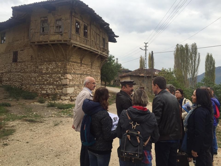 Eskişehir Kültür Varlıkları Koruma Bölge Müdürlüğü Geleneksel Konakları İnceledi