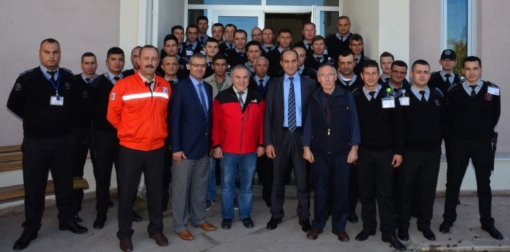 Esogü Özel Güvenlik Personeline Kbrn Eğitimi Verildi