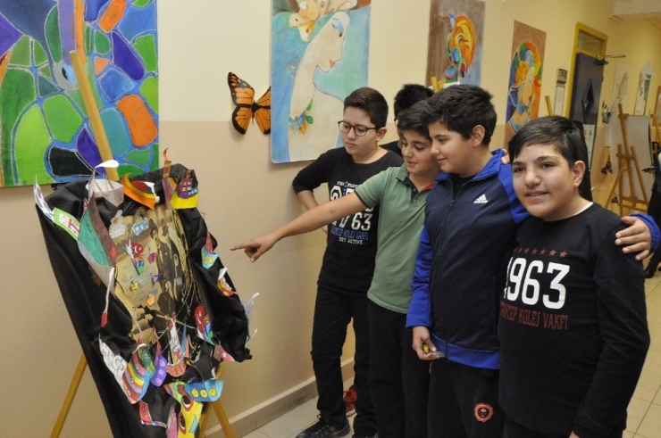 Gaziantep Kolej Vakfında ’’Atatürk İle Yaşıyorum’’ Sergisi