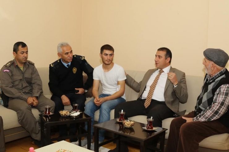 Kaymakam Güney: “Kahraman Askerimizin Yanındayız”