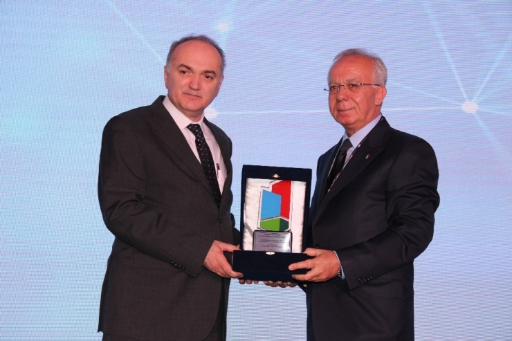 Bakan Faruk Özlü: "Devletin Güvenlik Ve Mahremiyet Sınırlarını, Her Türlü Tehdit Karşısında Korumak Artık Herkesin Görevi”