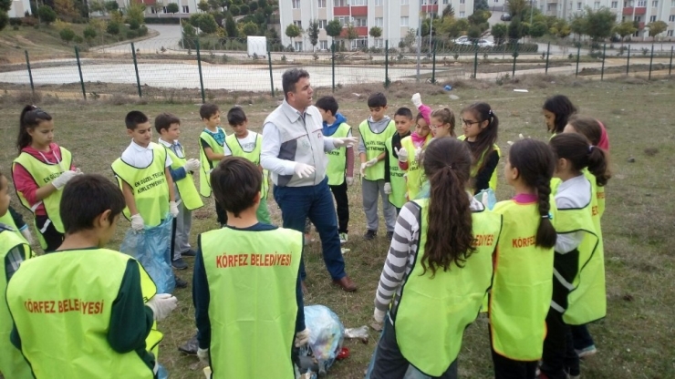 Körfezli Öğrenciler Ders İşlerken Ders Verdiler