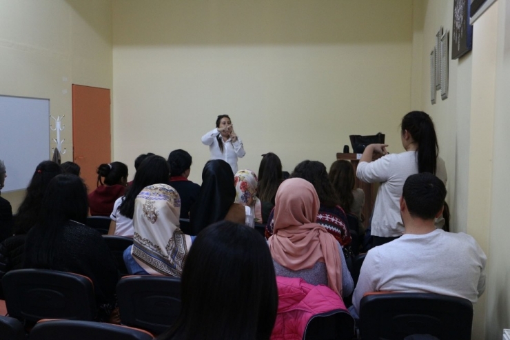 Kula Halk Eğitimden İşaret Dili Kursu