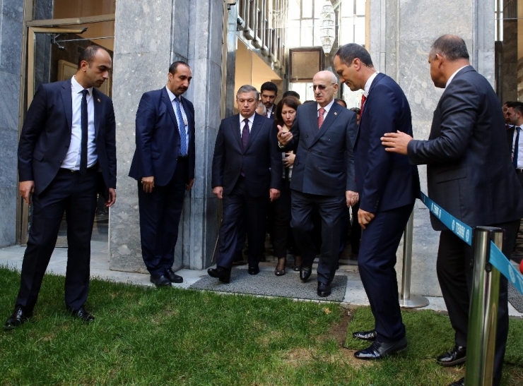 Özbekistan Cumhurbaşkanı Mirziyoyev Tbmm’de