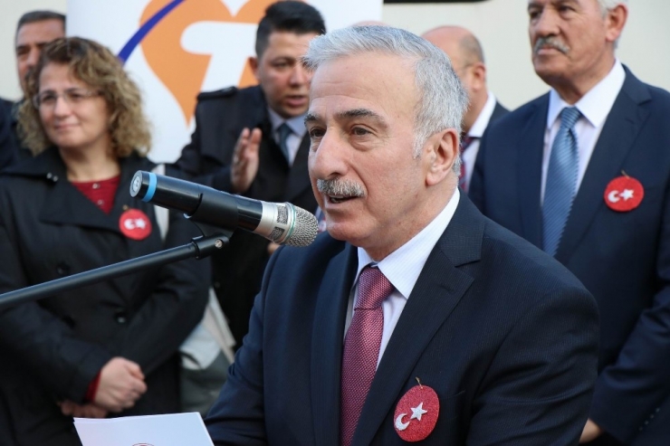 Tekden Cumhuriyet Eğitim Treni Sivas’a Uğurlandı