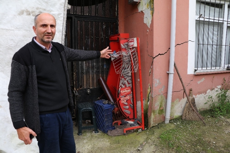 Rize’de Köprülü Köyü Sakinleri Diken Üstünde