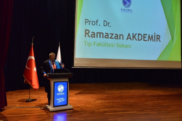 Saü’de Tıp Öğrencileri Beyaz Önlük Giydi