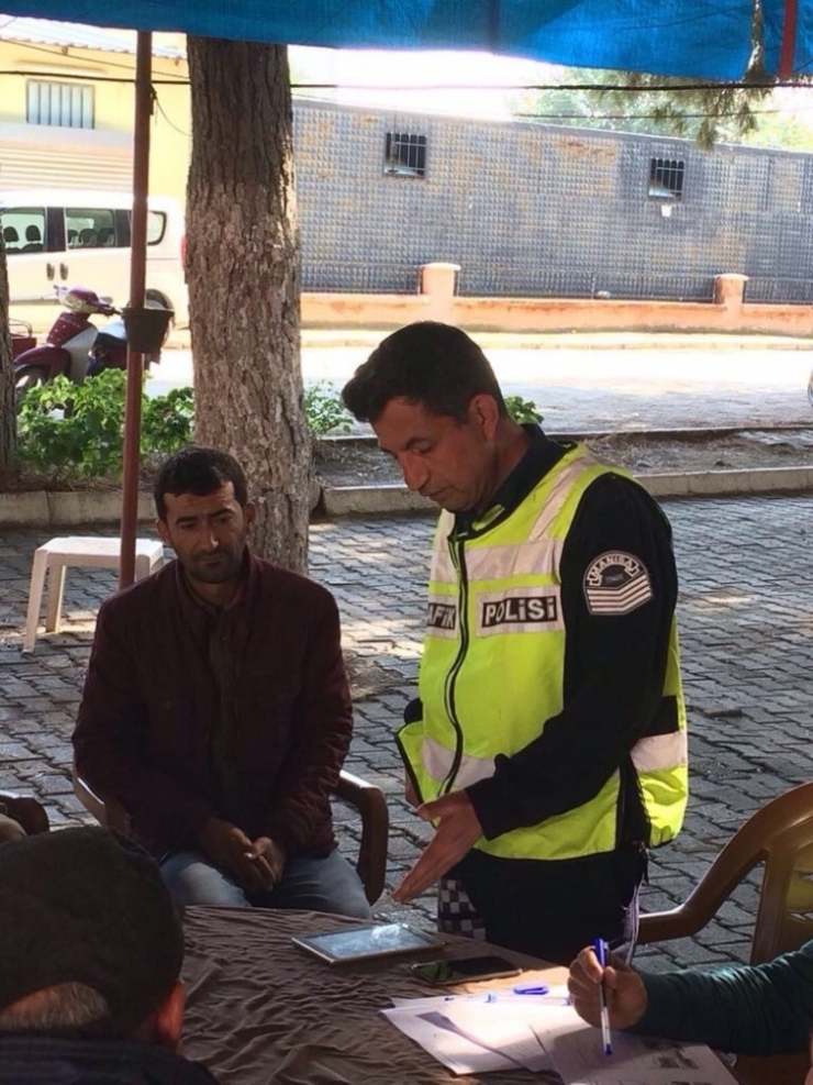 Sarıgöl’de Çiftçilere Trafik Eğitimi