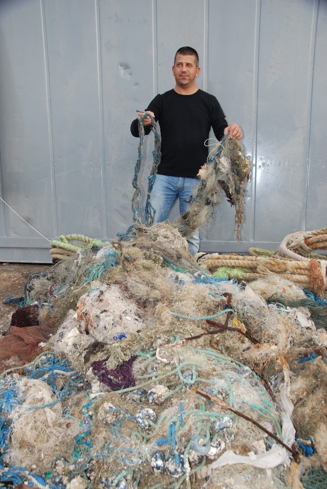 Denizler Terk Edilmiş Av Araçlarından Temizlendi