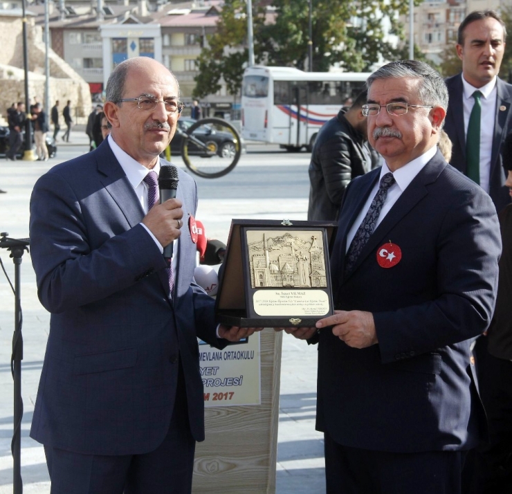 Cumhuriyet Eğitim Treni Sivas’ta