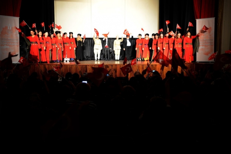 Annelerden Cumhuriyet Bayramı Gösterisi