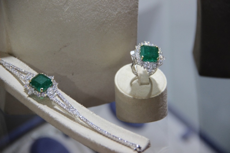 ’Mücevher Fırsat Günleri’ Başakşehir’de Başladı