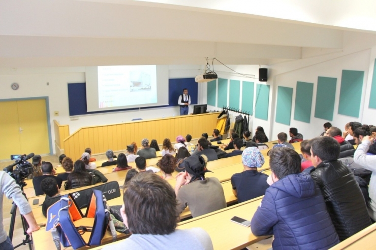 Öğrencilere Hastane Mutfağını Anlattı