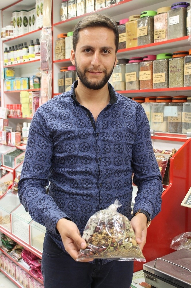 Uzmanlar Reddediyor, Aktarlar Yere Göğe Sığdıramıyor