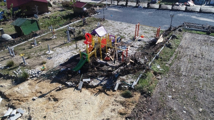 Sular Altında Kalan Çatalca Karamandere Mahallesi Havadan Görüntülendi