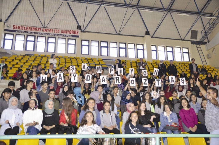 Sungurlu’da Futsal Turnuvası Düzenlendi