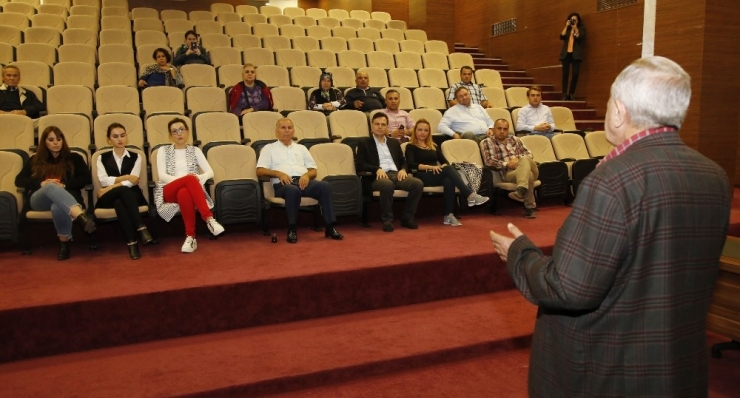 Döşemealtı’nda Kalp Hastalıkları Konuşuldu