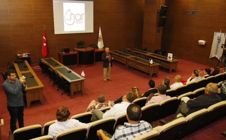 Döşemealtı’nda Kalp Hastalıkları Konuşuldu