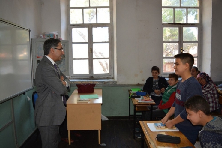 Çamdibi İlkokulu Ve Ortaokulu’ Na Bengi Ziyareti