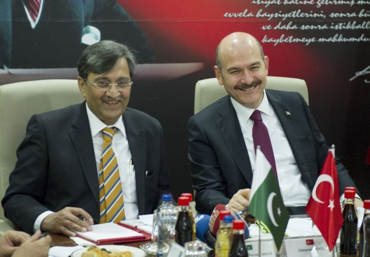 Bakan Soylu, Pakistan Heyetiyle Bir Araya Geldi