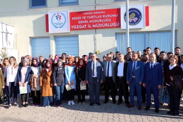 Kyk Öğrencilerinden ‘Kardeş Okula’ Kitap Desteği