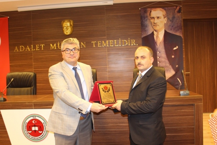 Klavye Şampiyonlarına Ödül