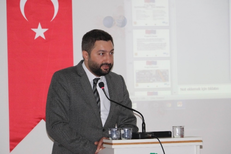 200 Kadın Meslek Sahibi Oldu