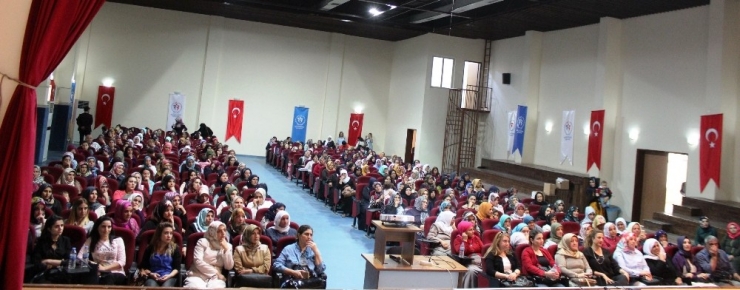 ‘Aile İçi Çatışma Ve Çocuklarda İletişim’ Semineri