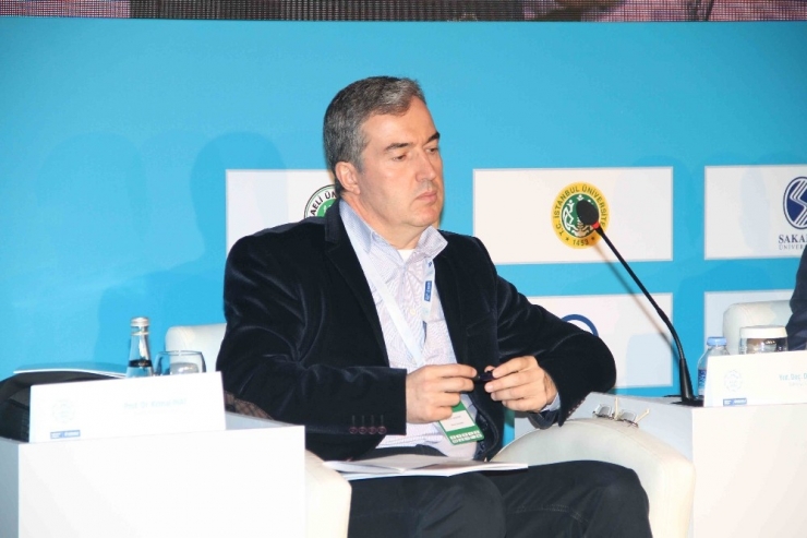 Sakarya Üniversitesi Öğretim Görevlisi Prof. Dr. İnat: “Almanya Darbeye Destek Veren Bir Tutumda Olmuştur”