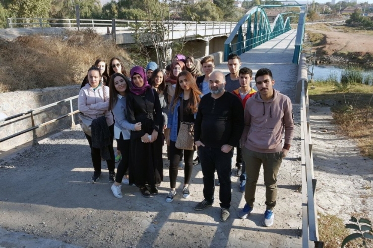 Sosyoloji Öğrencilerinden Antropoloji Gezisi