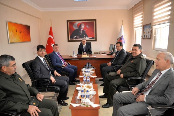 Vali Büyükakın’dan Bilecik M Tipi Kapalı Cezaevine Ziyaret