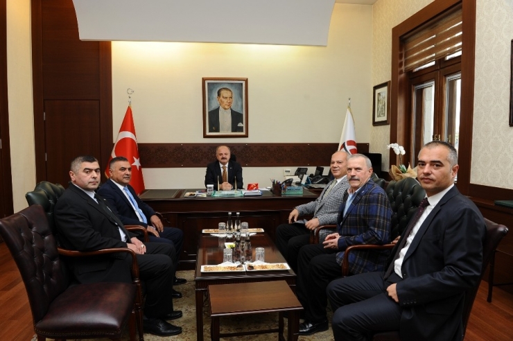 Vali Çakacak, Eskişehir Ticaret Borsası Heyetini Kabul Etti