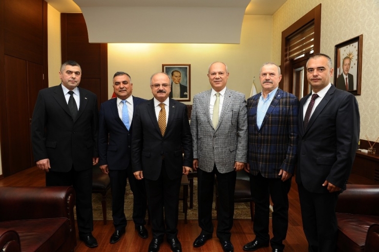 Vali Çakacak, Eskişehir Ticaret Borsası Heyetini Kabul Etti
