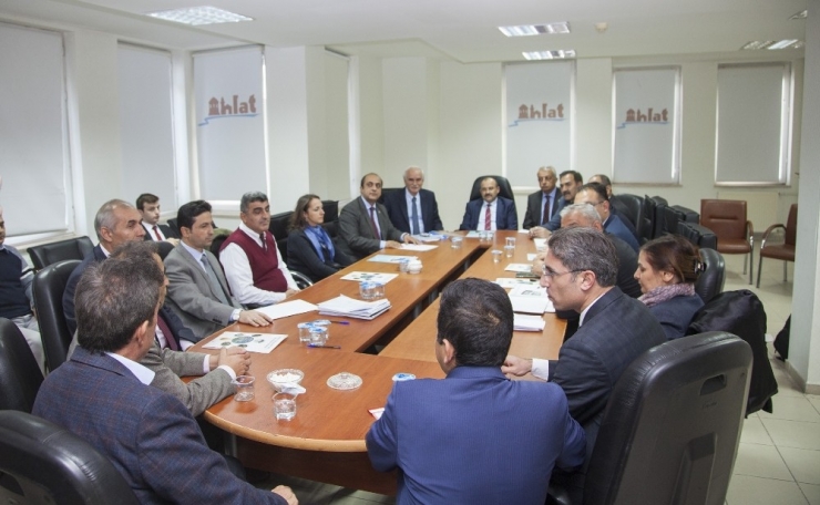 Ahlat’ta Tarihi Kent Tasarımı Proje Toplantısı