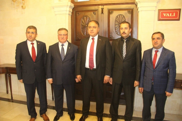 Kaplan Ailesinden Elbeyli’ye Sağlık Tesisi