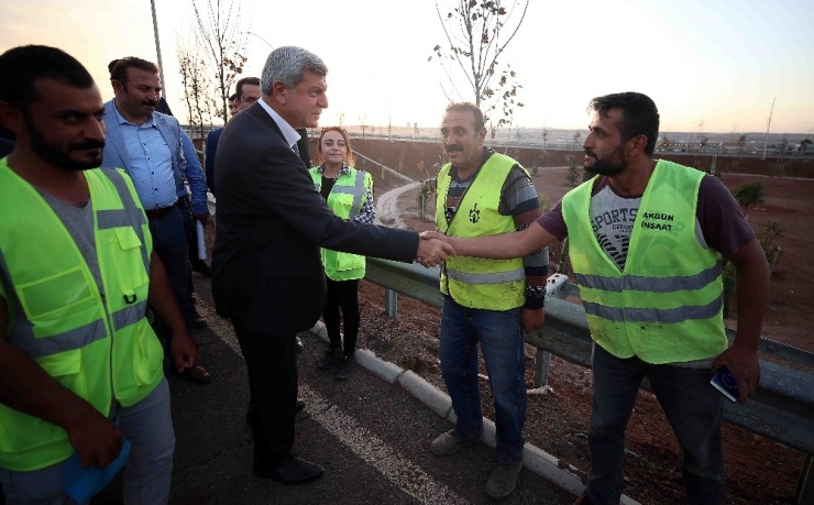 Başkan Karaosmanoğlu, Diyarbakır’daki Projeleri Yerinde Denetledi