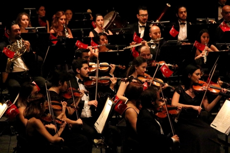 Samdob’dan Cumhuriyet Konseri