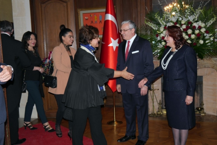 Paris’te Cumhuriyetin Kuruluşunun 94.yıl Dönümü Çoşkuyla Kutlandı
