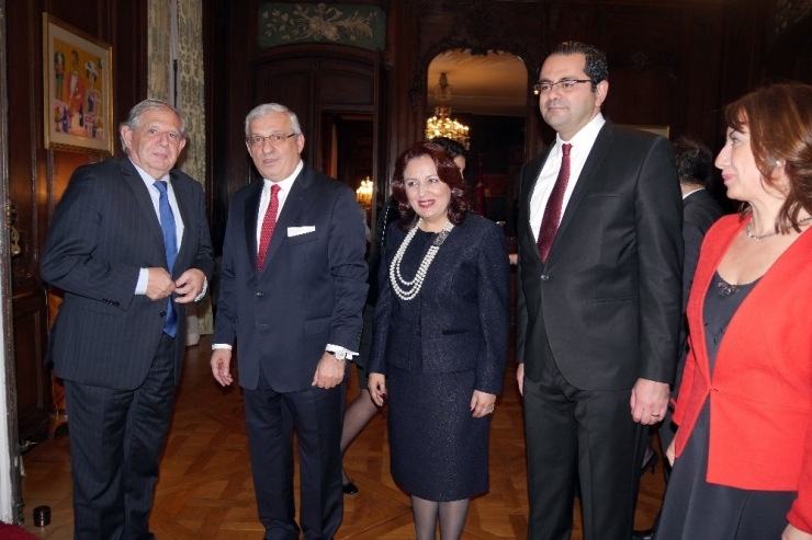 Paris’te Cumhuriyetin Kuruluşunun 94.yıl Dönümü Çoşkuyla Kutlandı