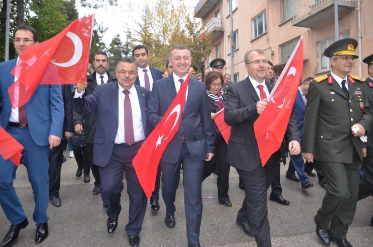 29 Ekim Cumhuriyet Bayramı Bilecik’te Coşkuyla Kutlandı